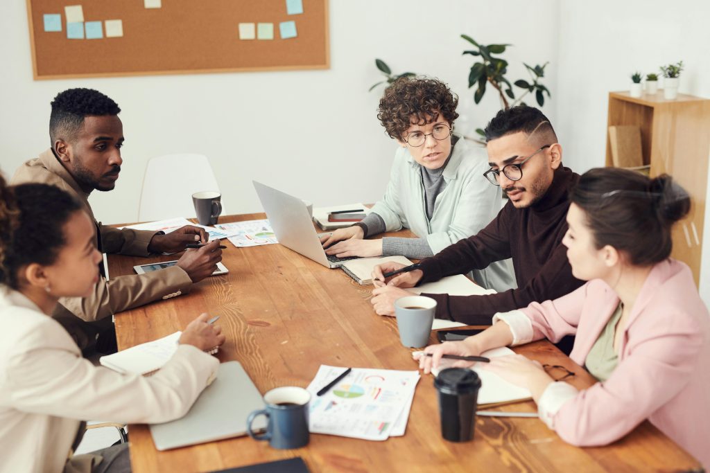 "Mastering Customer Needs Analysis: A Comprehensive Guide to Understanding and Meeting Customer Expectations"